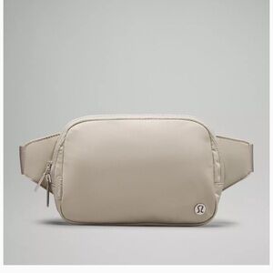 Lululemon 2L Belt Bag